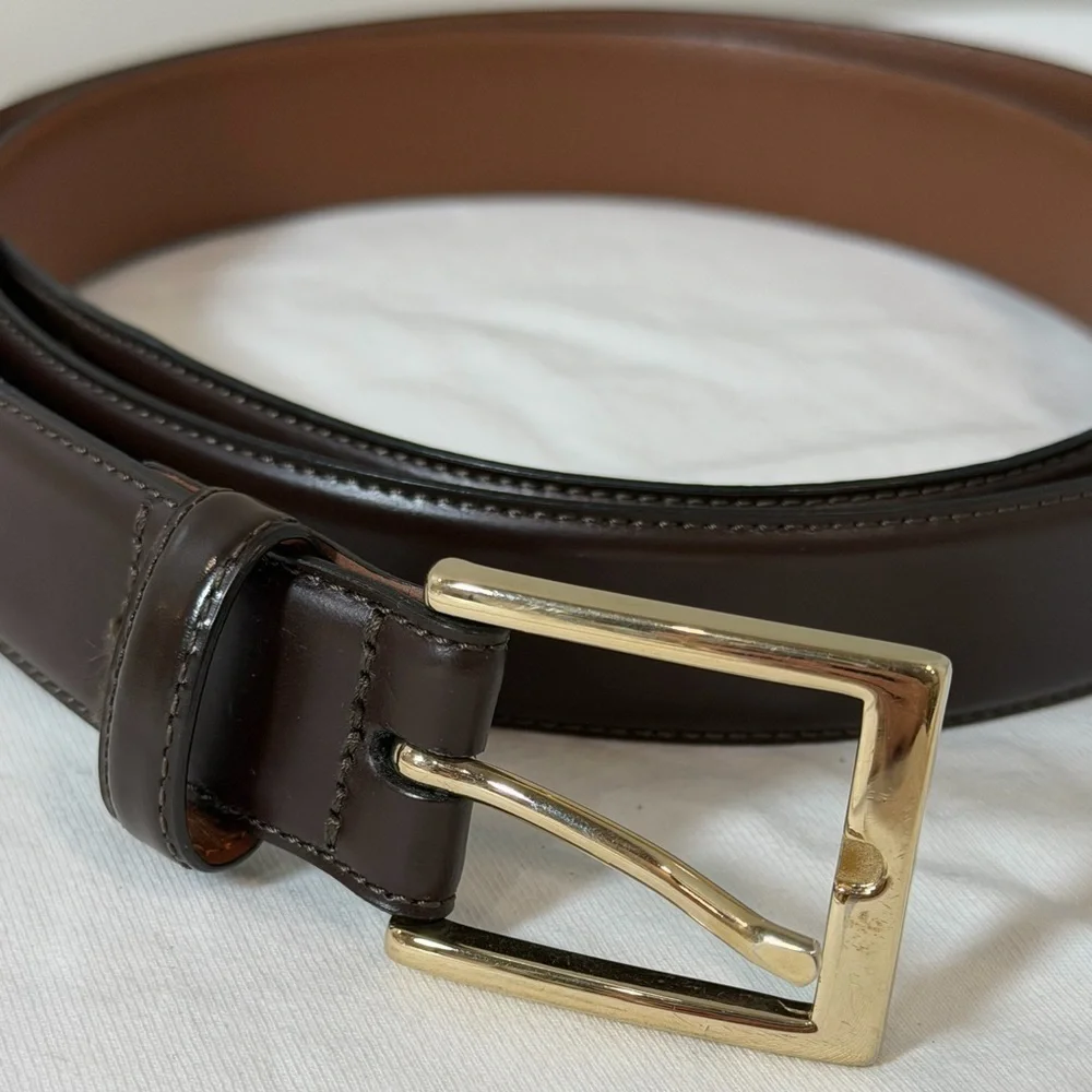 Brooks Brothers 42 Hand Made in Italy Dark Brown Leather Belt with Gold Buckle